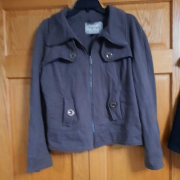 Jacket - Picture 2 of 3